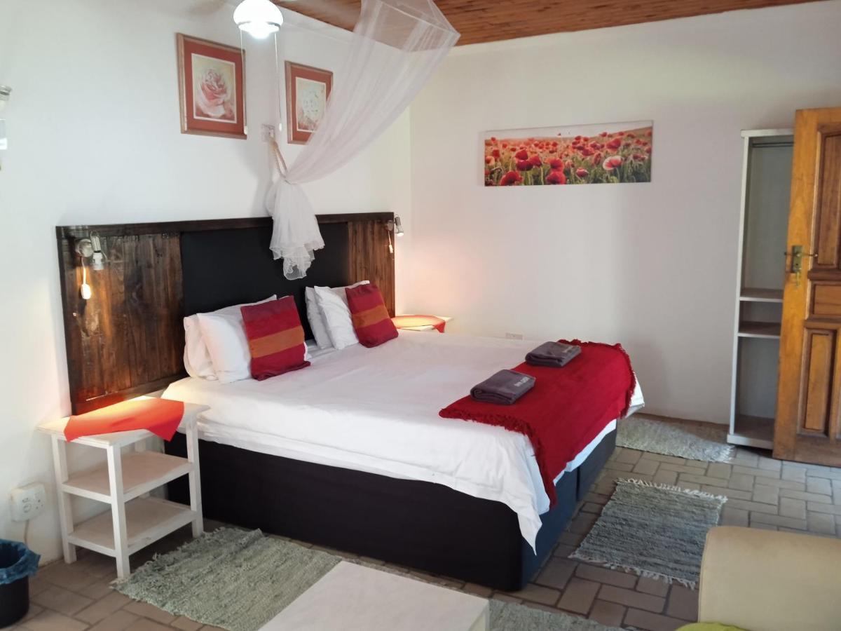 Geckos B&B And Self-Catering Coffee Bay Buitenkant foto